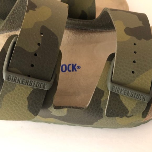 Birkenstock Arizona Soft Footbed Camo Sandal. Size: 7, 9, 10, 11, 12 - Picture 7 of 14
